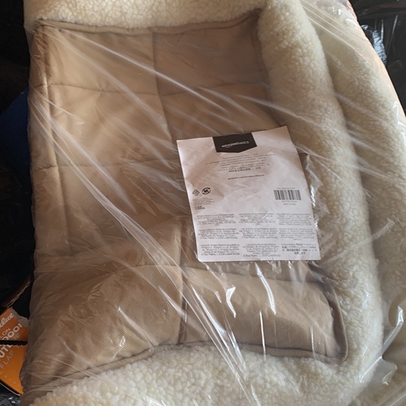 Large dog bolster bed - Picture 2 of 2